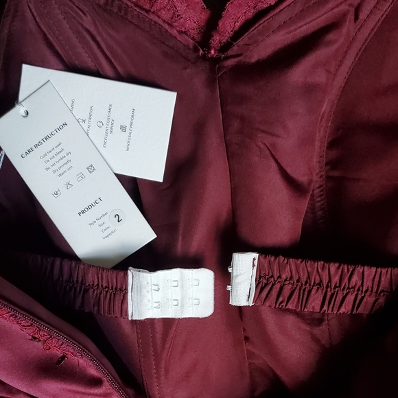 NWT Make an Offer! Burgundy Tiered Dress - Picture 5 of 7